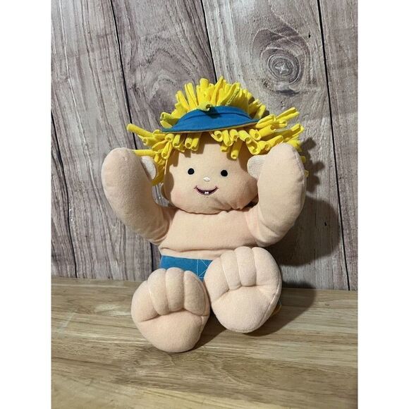 Spoiled Brats Plush Doll Well-Made Blonde Hair - Picture 2 of 7